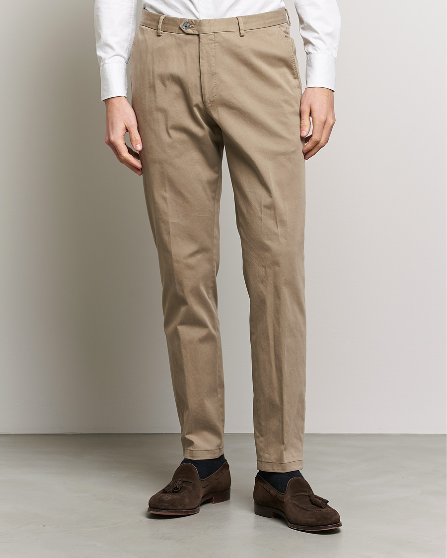 Herren | Business & Beyond | Oscar Jacobson | Denz Casual Cotton Trousers Beige