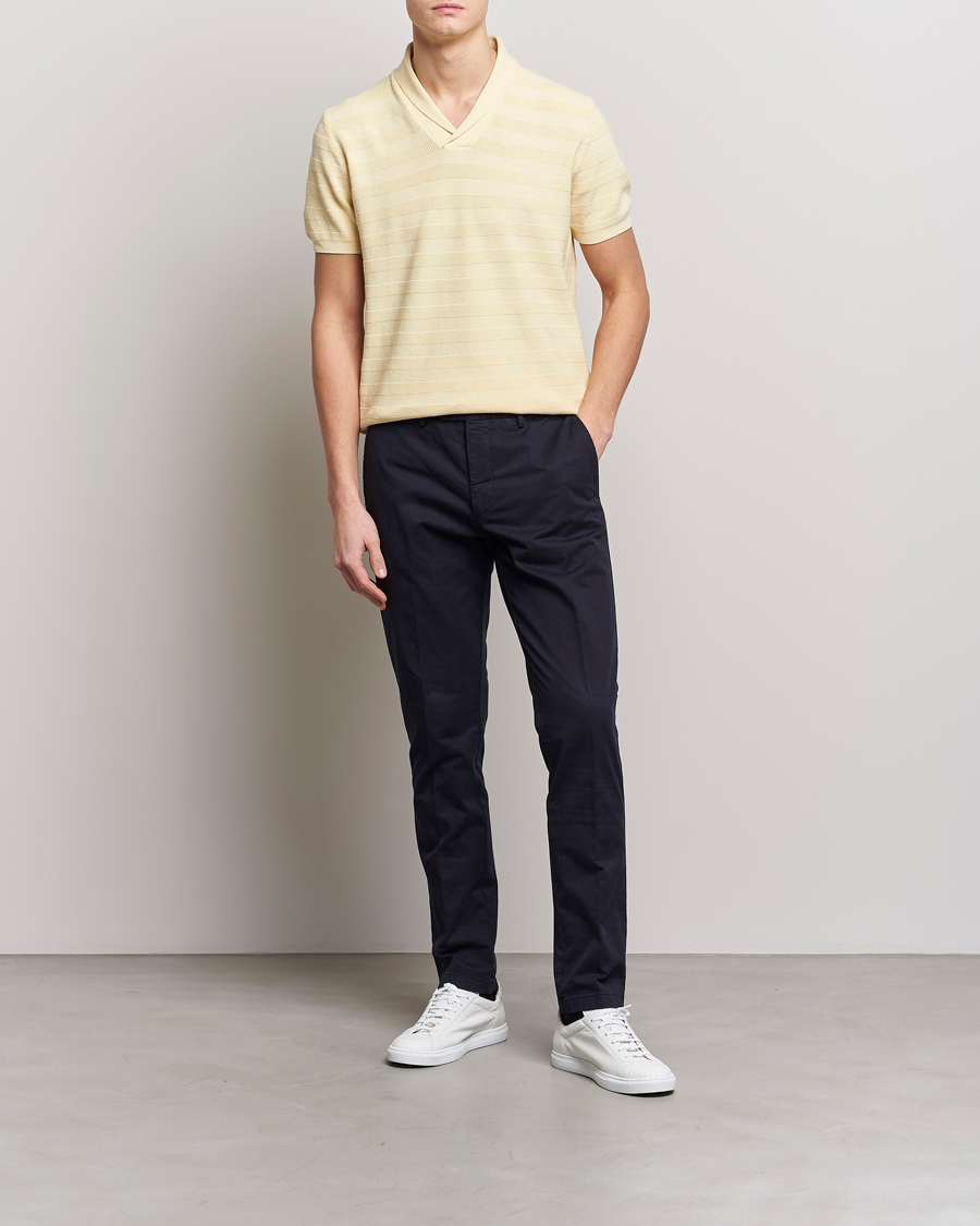Herren | Poloshirts | Oscar Jacobson | Rolle Garment Dye Structured Cotton Polo Yellow