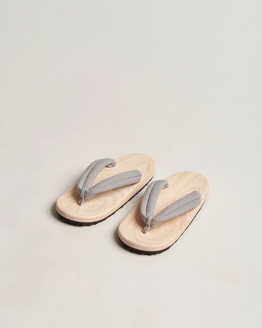 Men |  | Beams Japan | Wooden Geta Sandals Light Grey