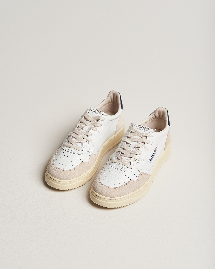 Herren | Sneaker | Autry | Medalist Low Super Soft Goat Leather Sneaker White/Blue