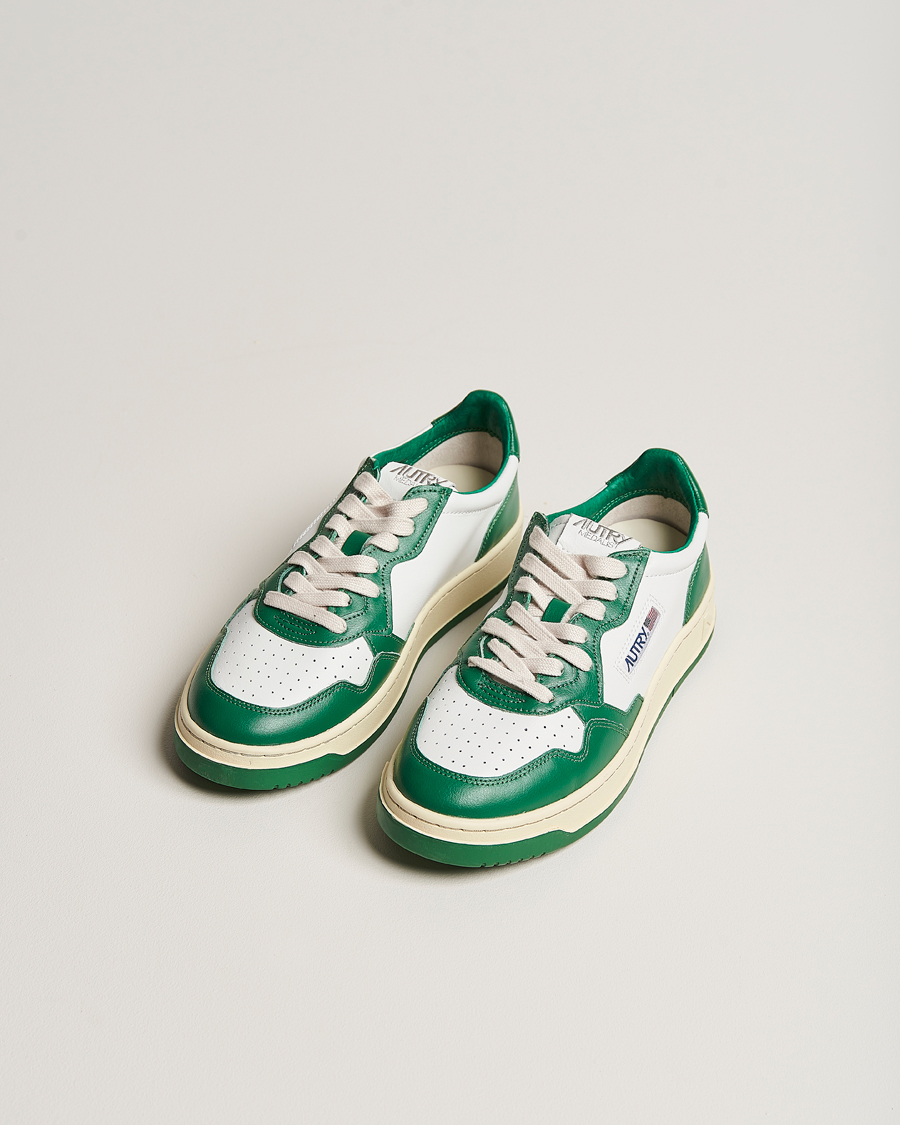 Herren | Autry Medalist Low Bicolor Leather Sneaker White/Green | Autry | Medalist Low Bicolor Leather Sneaker White/Green