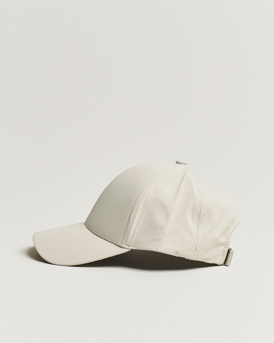Herren | Varsity Headwear Active Tech Cap Beige | Varsity Headwear | Active Tech Cap Beige