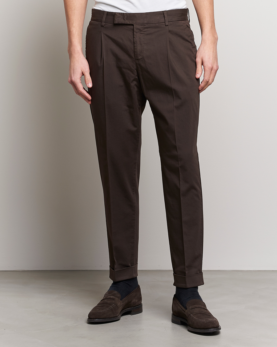 Herren | Leinenhosen | PT01 | Slim Fit Pleated Linen Blend Trousers Chocolate