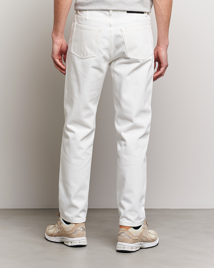 Herren | Jeans | AMI | Tapered Jeans Natural White