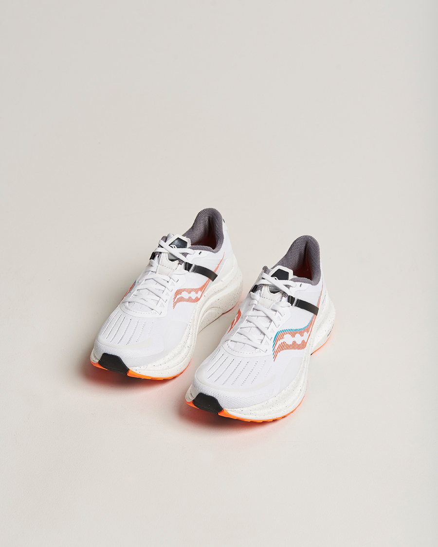 Herren | Saucony Tempus Running Sneaker White/Vizi Orange | Saucony | Tempus Running Sneaker White/Vizi Orange