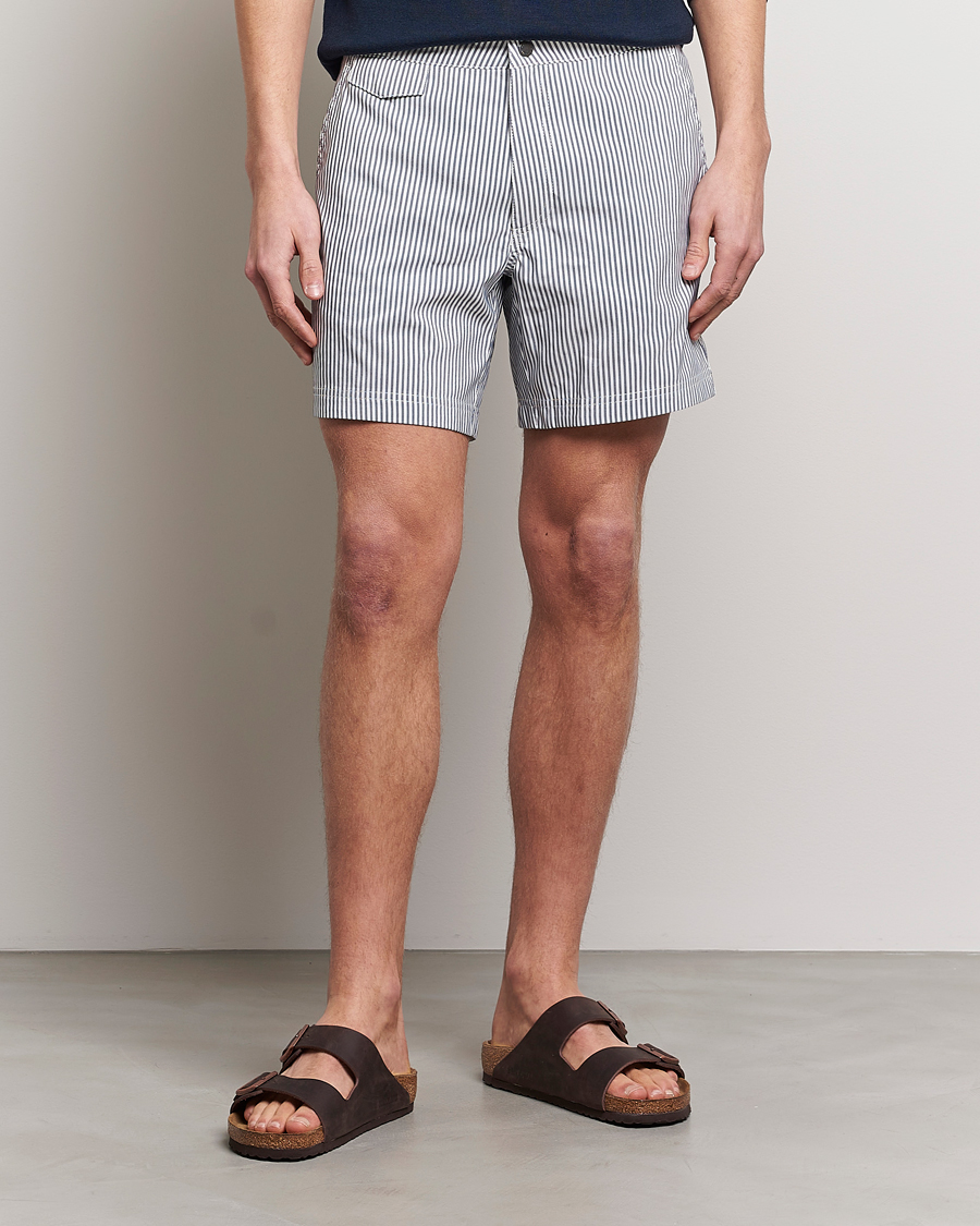 Herr | Exklusivt Care of Carl | Sunspel | Striped Tailored Swimshorts Navy/White