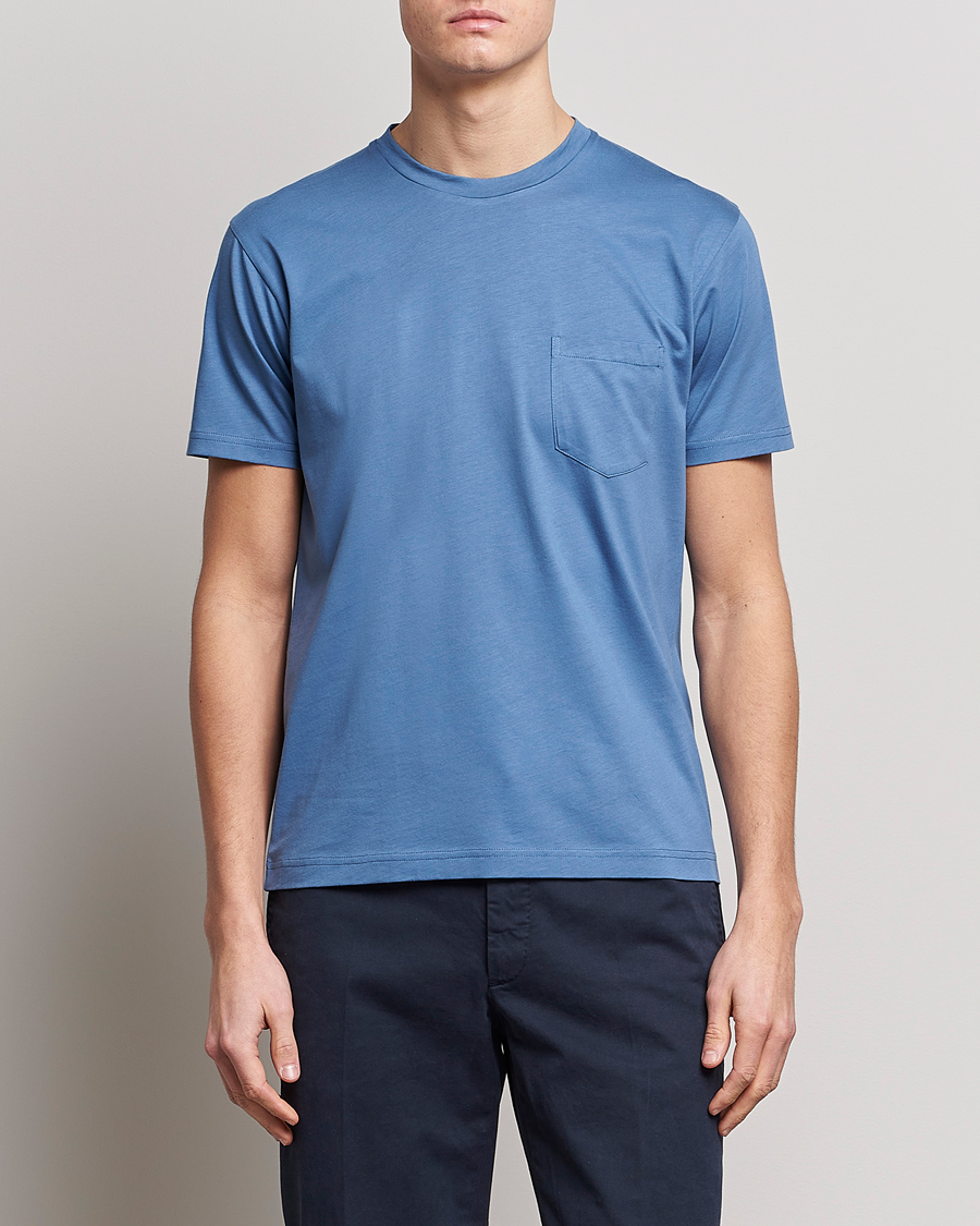 Herren | T-Shirts | Sunspel | Riviera Pocket Crew Neck T-Shirt Blue Stone