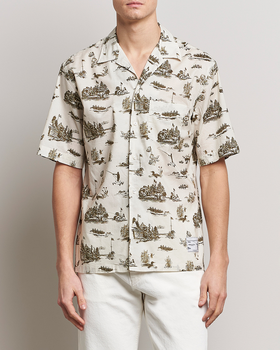 Herren |  | Woolrich | Zavikon Printed Short Sleeve Resort Shirt Milky Cream
