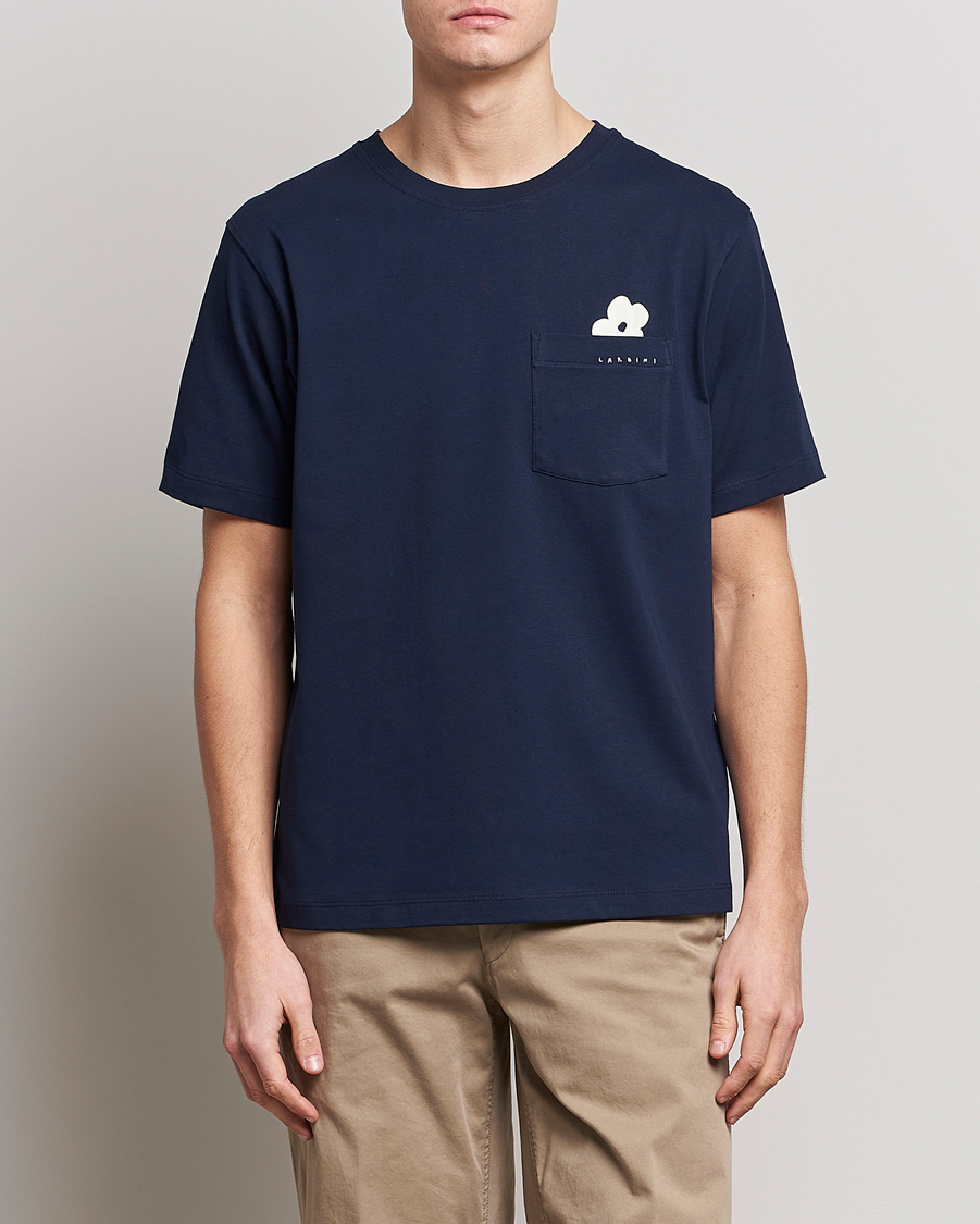 Herren |  | Lardini | Fiore Tasca Printet Logo T-Shirt Navy