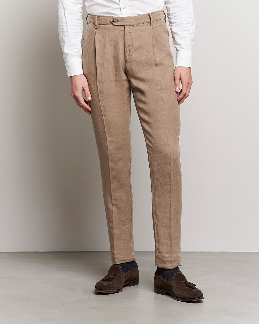 Herren | Leinenhosen | Lardini | Pleated Linen Trousers Beige