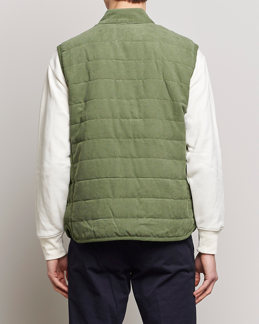 Herren | Westen | Morris | Woburn Baby Cord Vest Sage Green