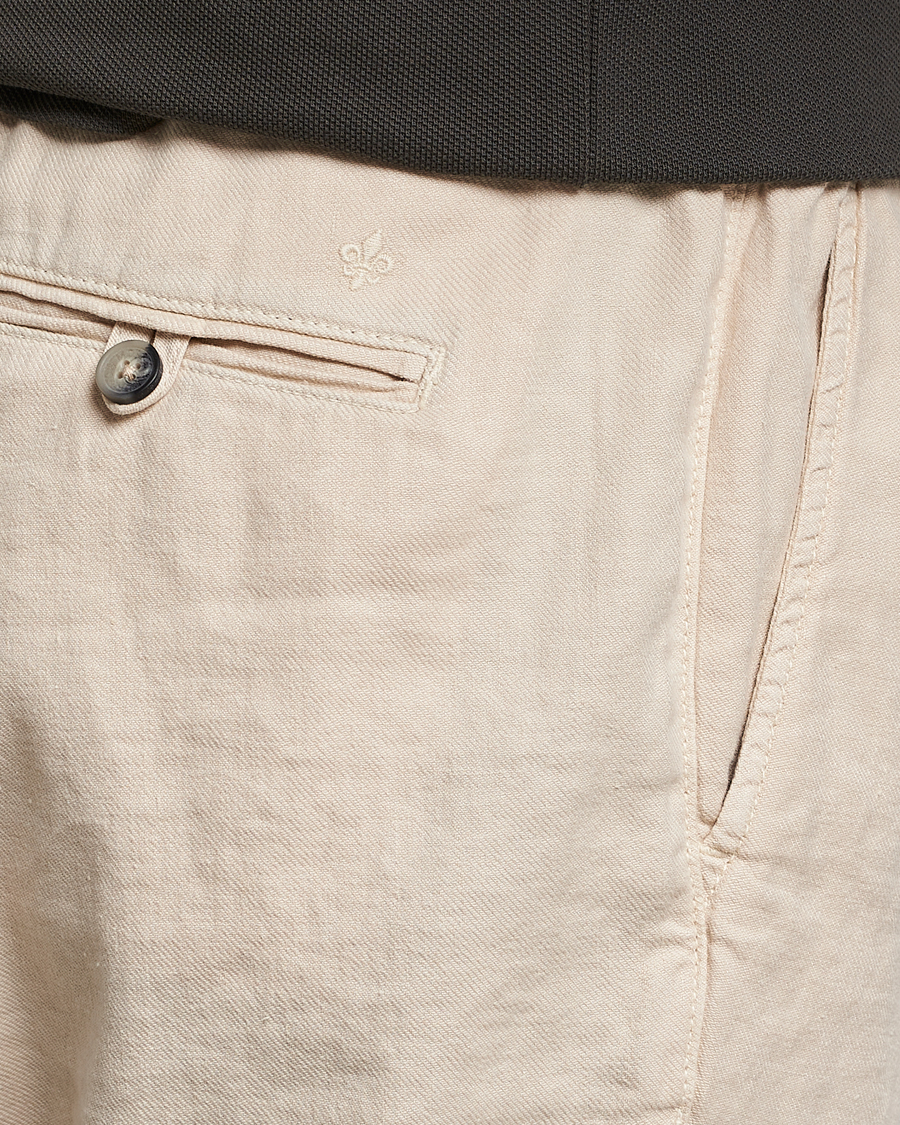 Herren | Hosen | Morris | Fenix Linen Drawstring Trousers Beige