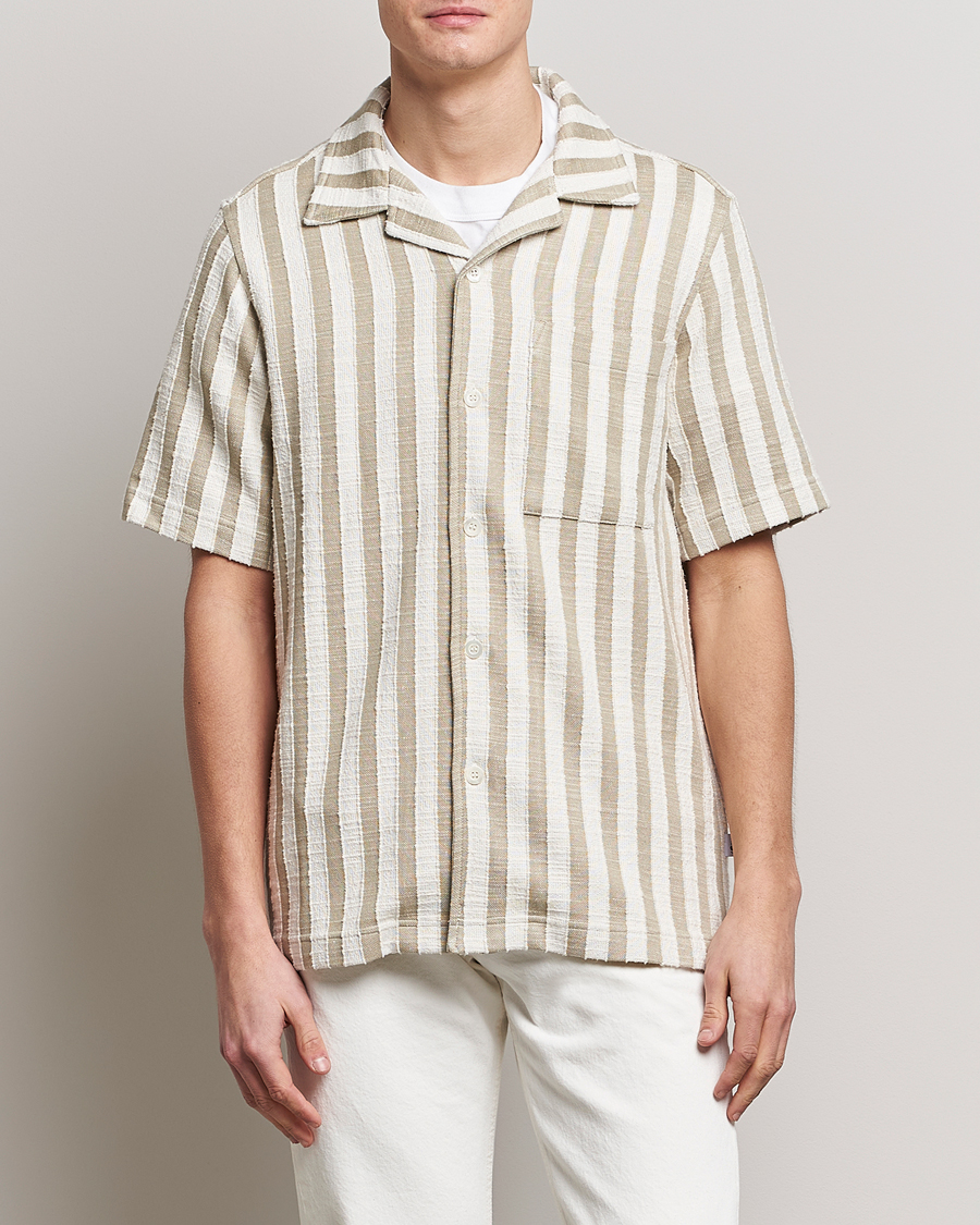 Herren | Hemden | NN07 | Julio Knitted Striped Resort Collar Shirt Green/White