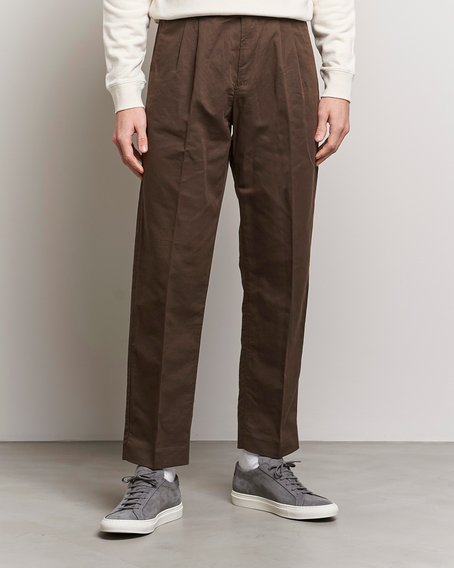 Herren | Kleidung | NN07 | Fritz Pleated Trousers Brown