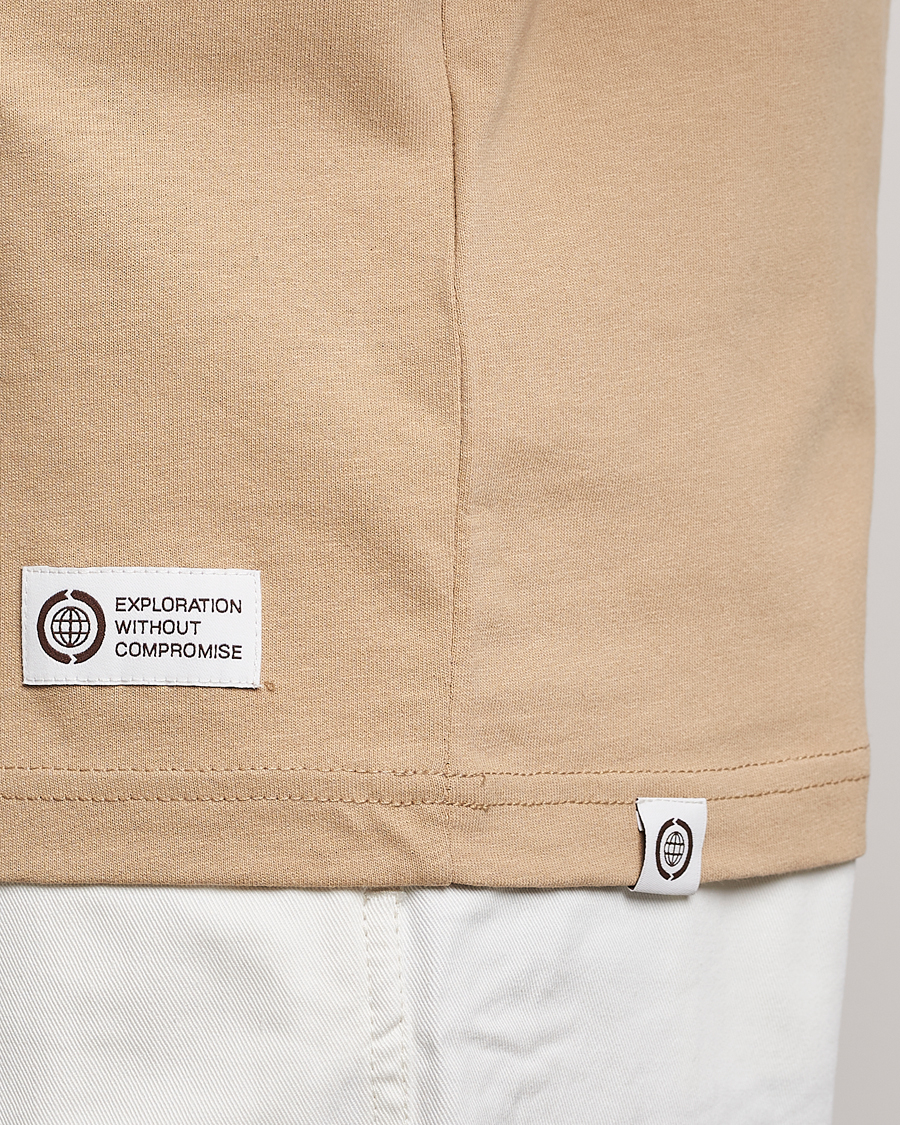 Herren | T-Shirts | The North Face | Heritage Berkley T-Shirt Khaki Stone