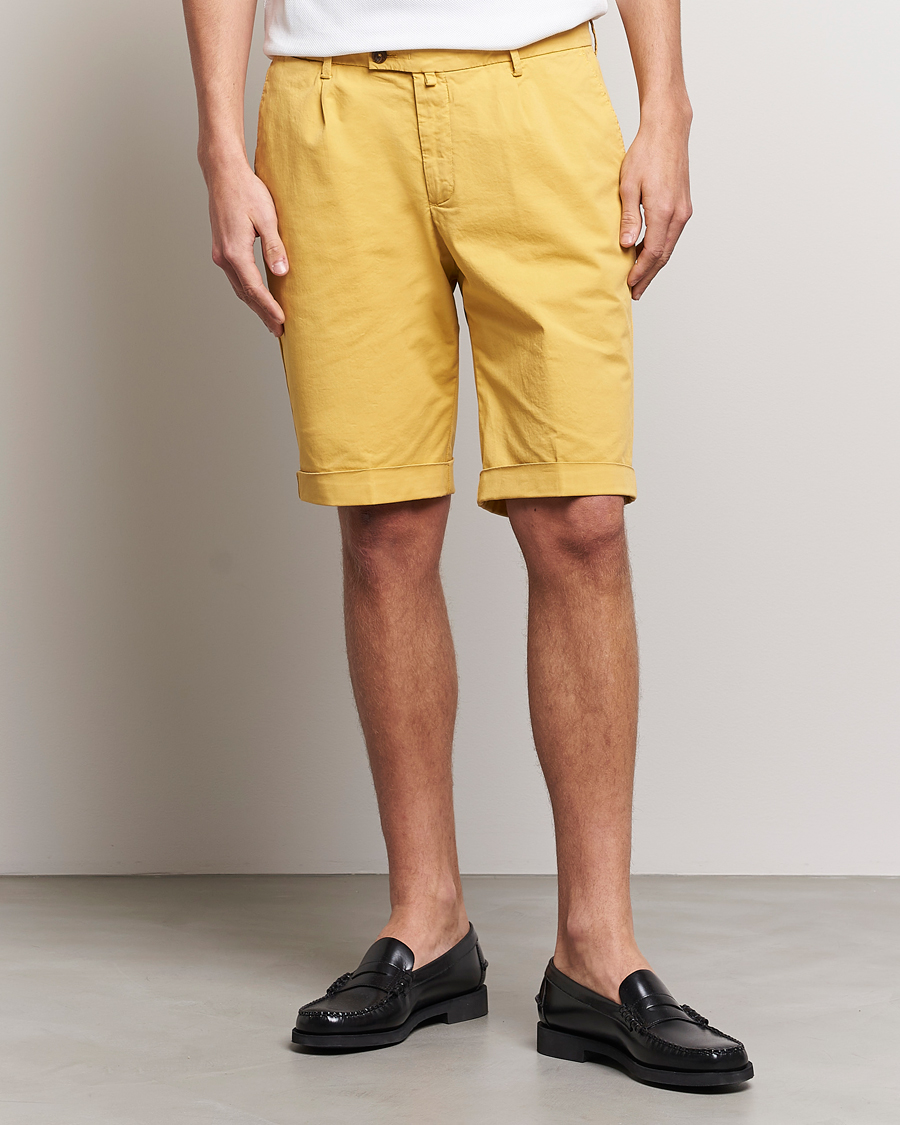 Herren |  | Briglia 1949 | Pleated Cotton Shorts Yellow