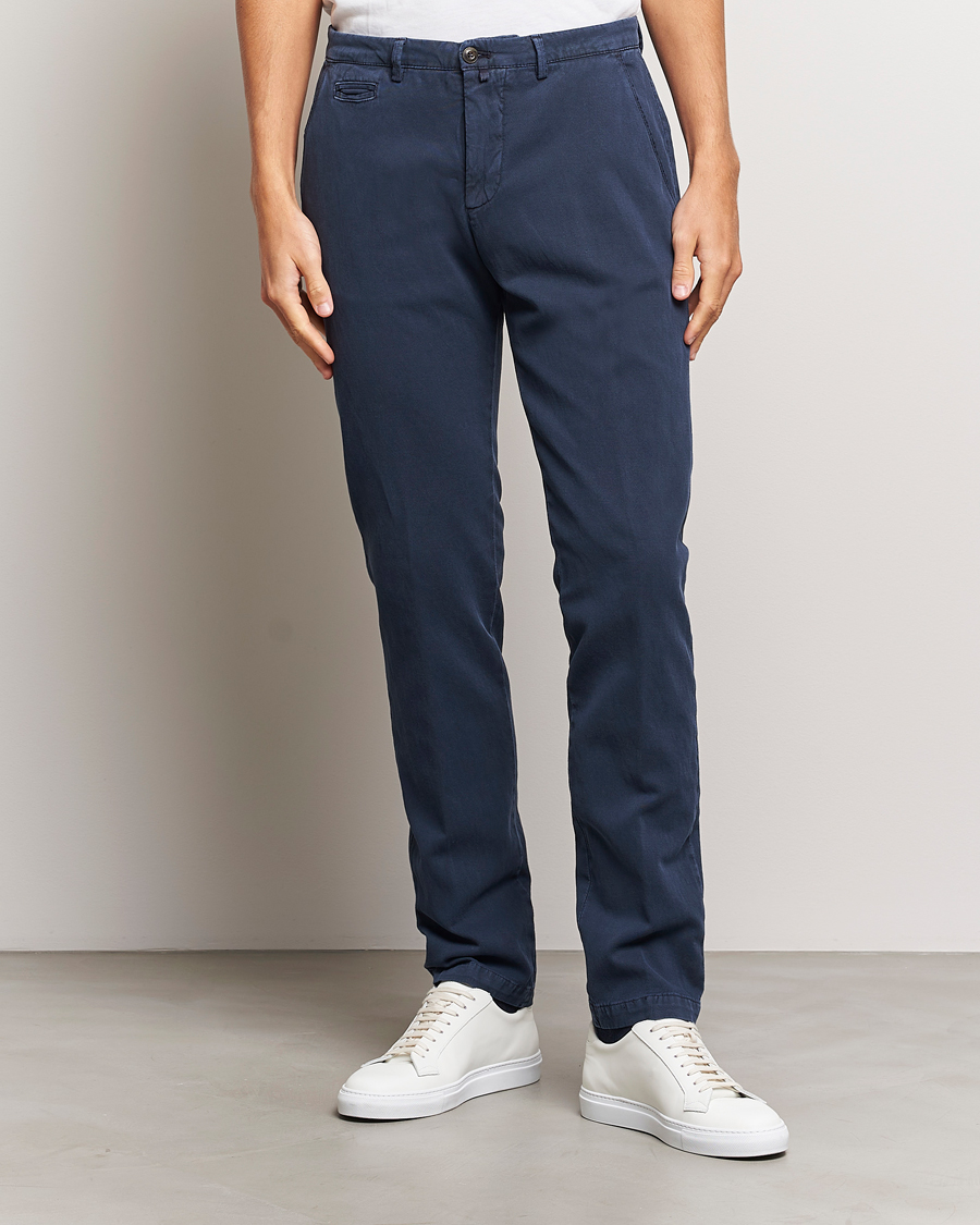 Herren | The Linen Lifestyle | Briglia 1949 | Slim Fit Diagonal Cotton Stretch Trousers Navy