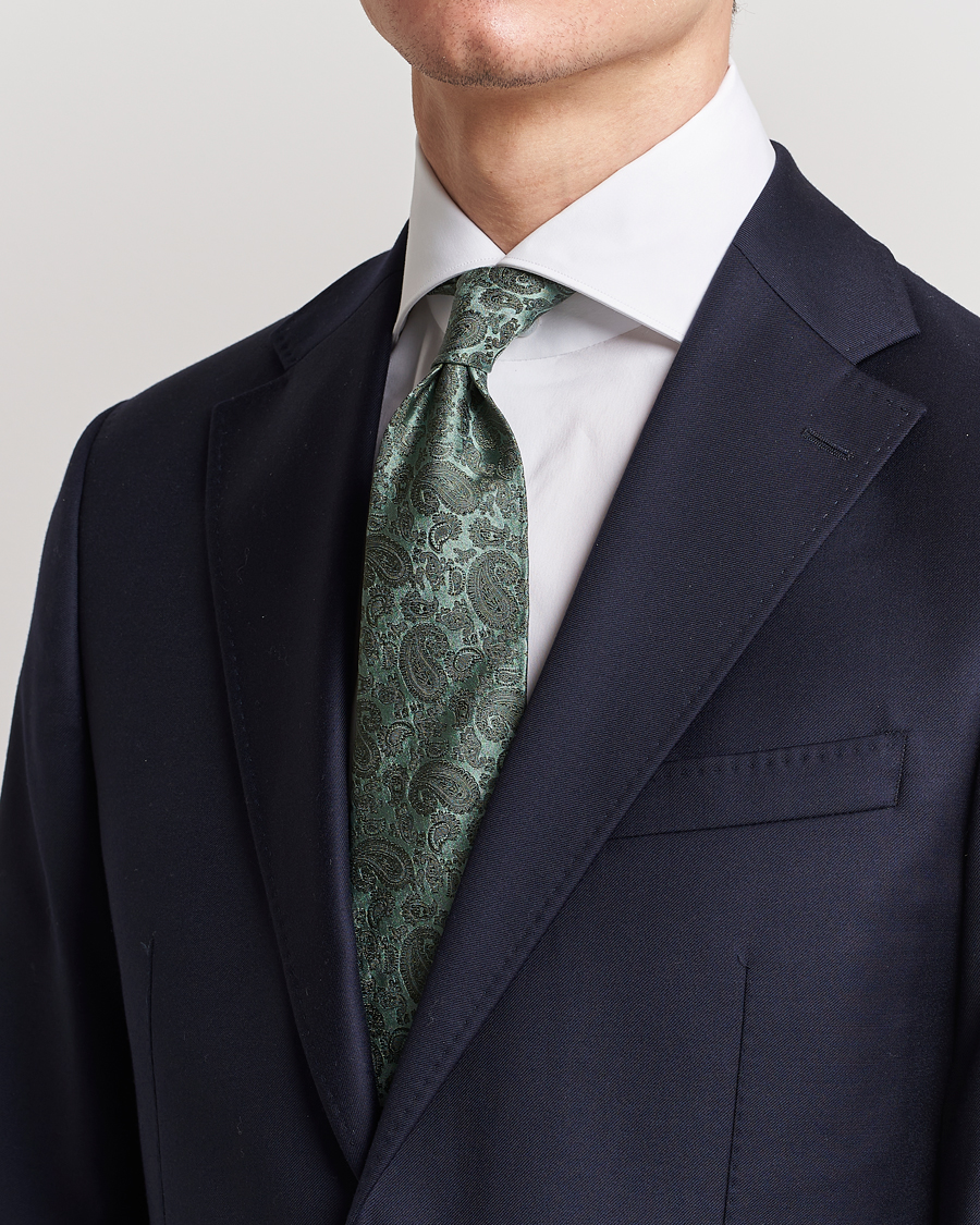 Herr |  | Amanda Christensen | Silk Tonal Paisley Tie 8 cm Olive