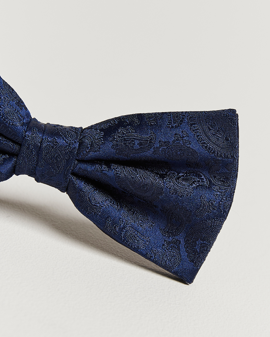 Herren | Amanda Christensen Tonal Paisley Pre Tie Silk Navy | Amanda Christensen | Tonal Paisley Pre Tie Silk Navy