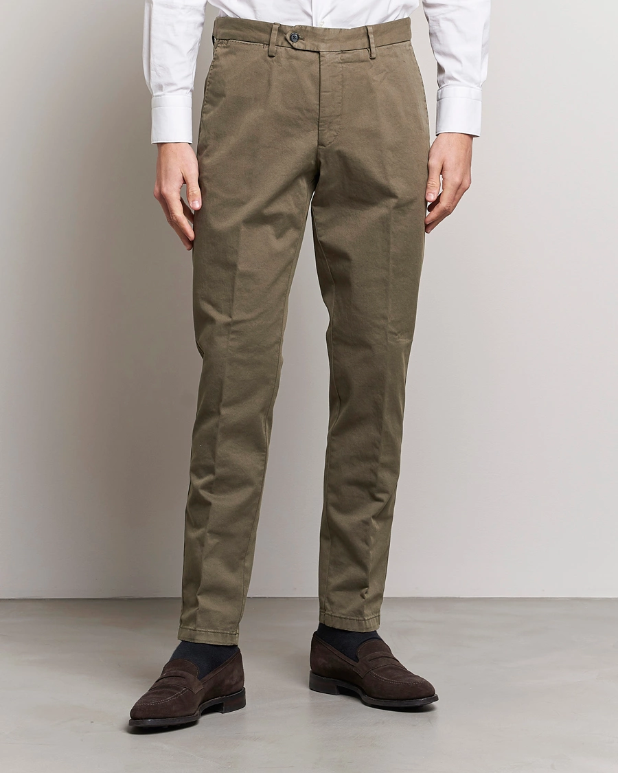 Herren | Smart Casual | Oscar Jacobson | Danwick Cotton Trousers Olive