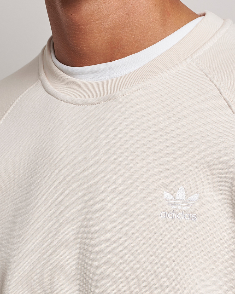 Adidas originals essential crew neck sweat in white outlet