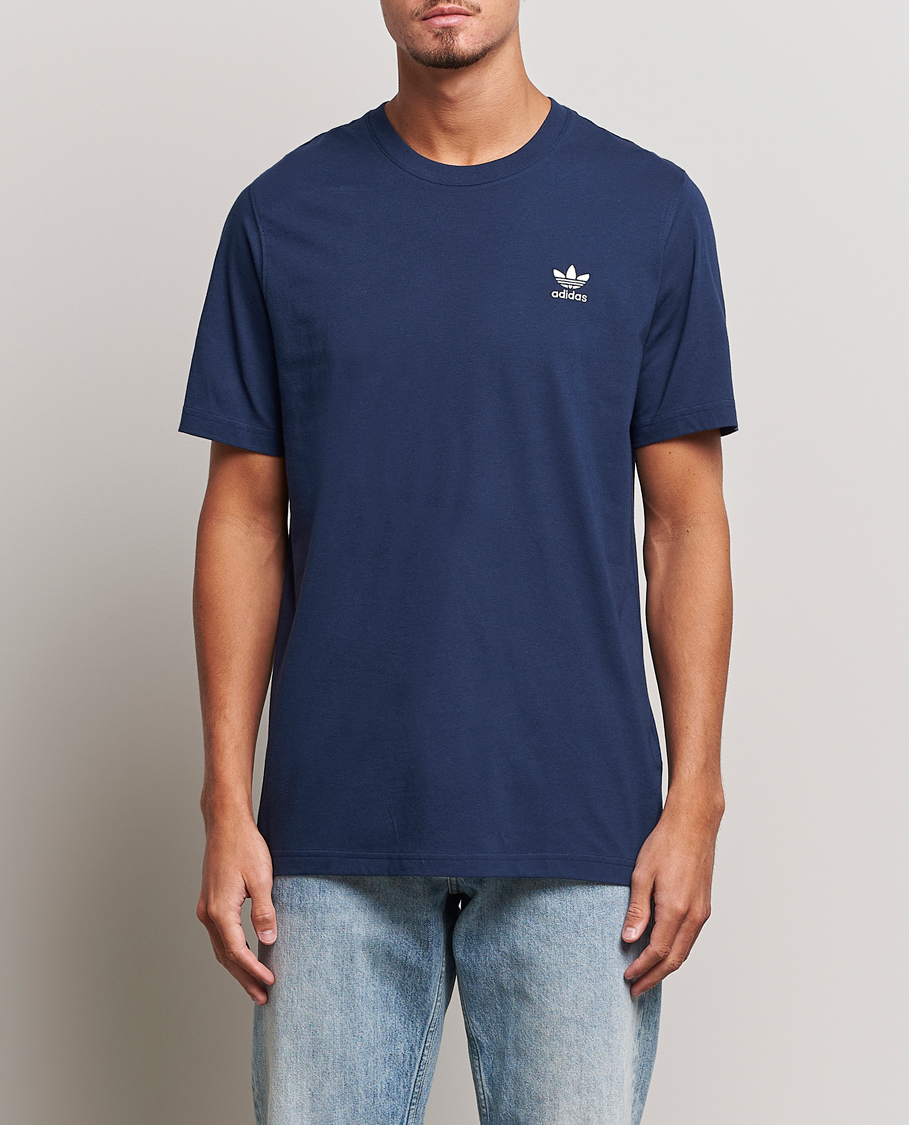 Herren |  | adidas Originals | Essential Crew Neck T-Shirt Nindig