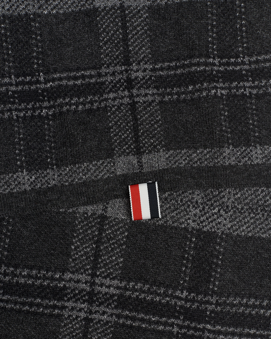 Herren | Thom Browne Wool/Cashmere Tartan Jacquard Scarf Dark Grey | Thom Browne | Wool/Cashmere Tartan Jacquard Scarf Dark Grey