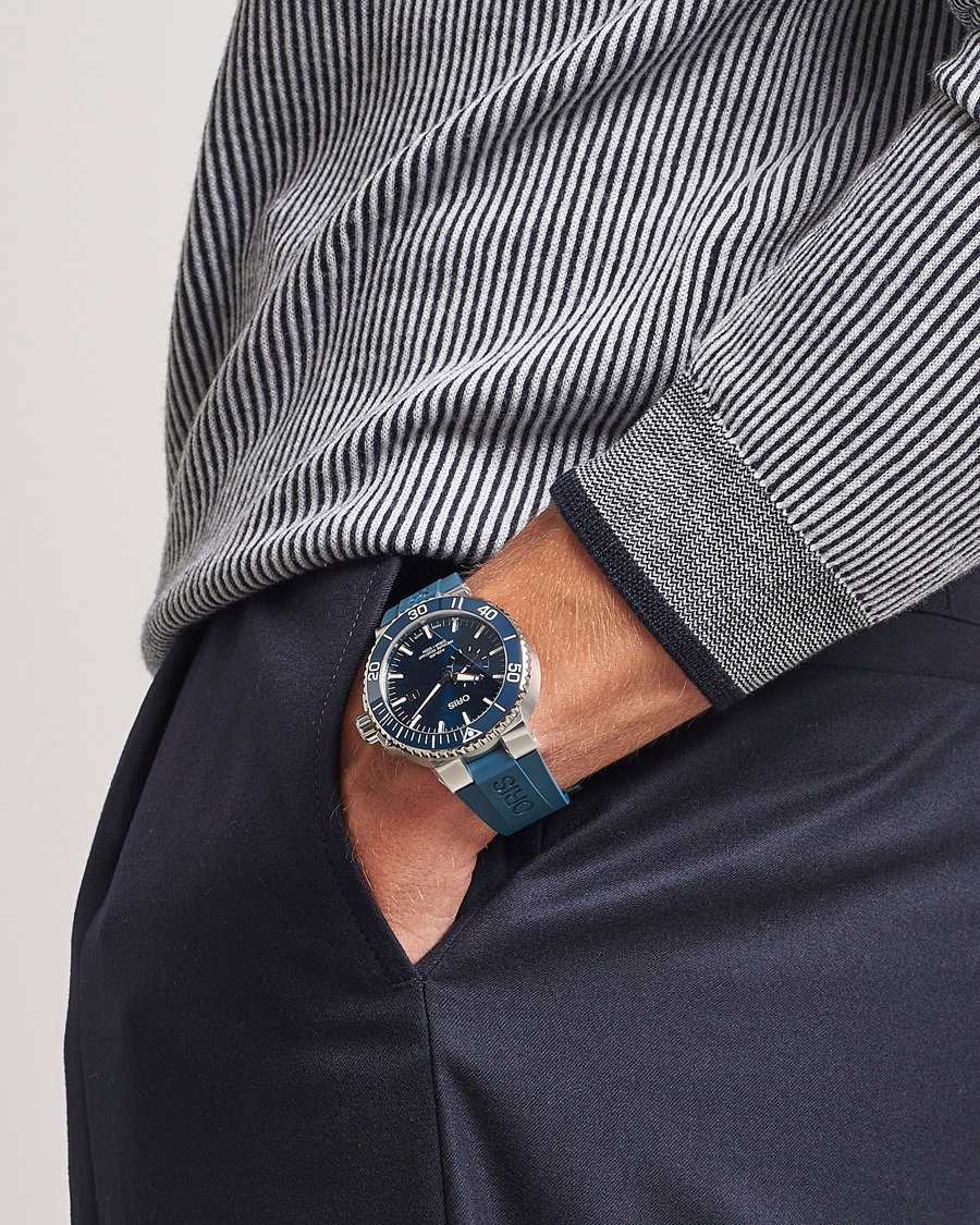 Herren | Oris Aquis Small Second 45,5mm Rubber Bracelet Blue | Oris | Aquis Small Second 45,5mm Rubber Bracelet Blue