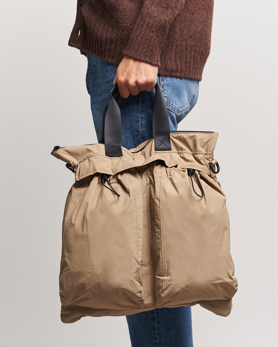 mazi untitled Helmet Bag 02 Nylon Tote Beige