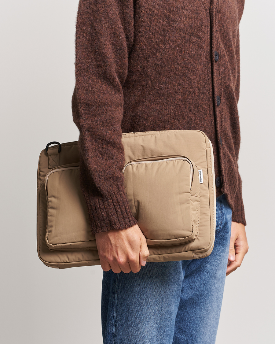 Herren | mazi untitled AM Case 02 Nylon Portfolio Beige | mazi untitled | AM Case 02 Nylon Portfolio Beige