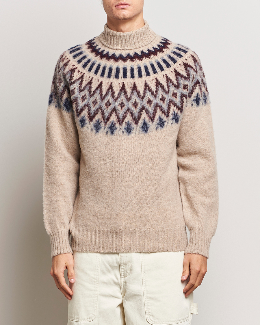 Herren |  | Howlin' | Brushed Wool Fair Isle Roll Neck Biscuit