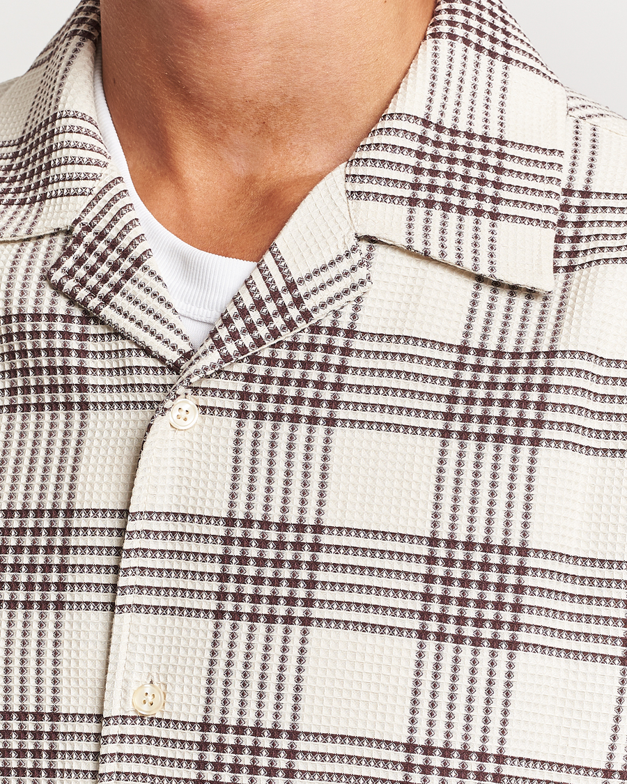 Herren | Hemden | Filippa K | Waffle Checked Resort Shirt Dark Chocolate/White