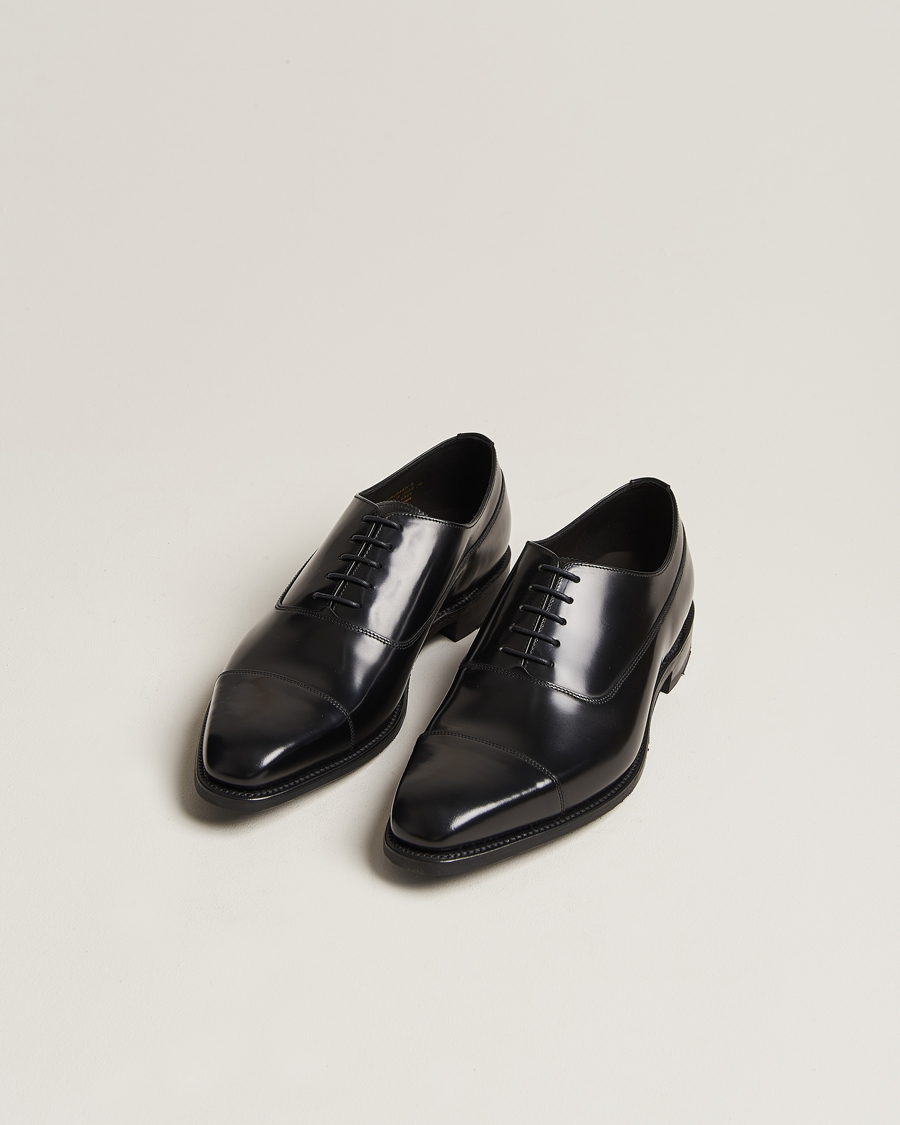 Herren | Handgefertigte Schuhe | Loake 1880 | Truman Polished Oxford Toe Cap Black