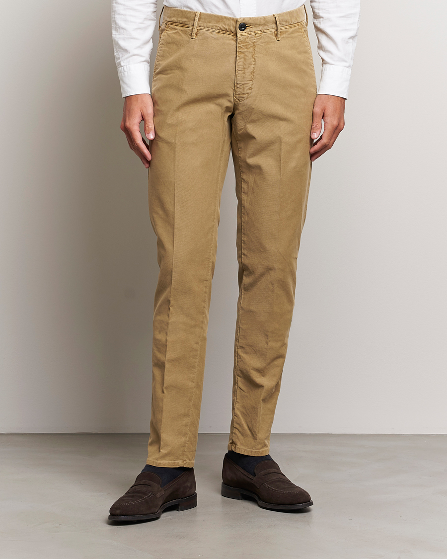 Herren | Chinos | Incotex | Slim Fit Garment Dyed Slacks Khaki