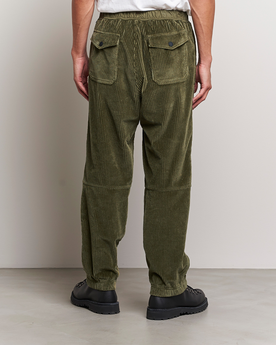Herren | Hosen | Moncler Grenoble | Tech Panel Corduroy Trousers Olive