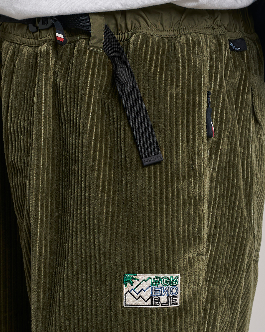 Herren | Hosen | Moncler Grenoble | Tech Panel Corduroy Trousers Olive