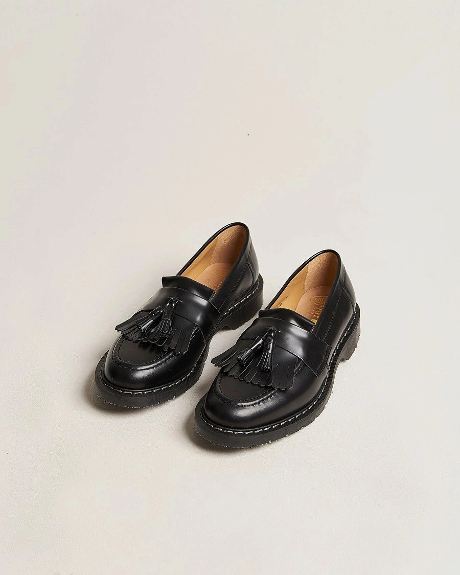 Herren | Handgefertigte Schuhe | Solovair | Tassel Loafer Black Shine