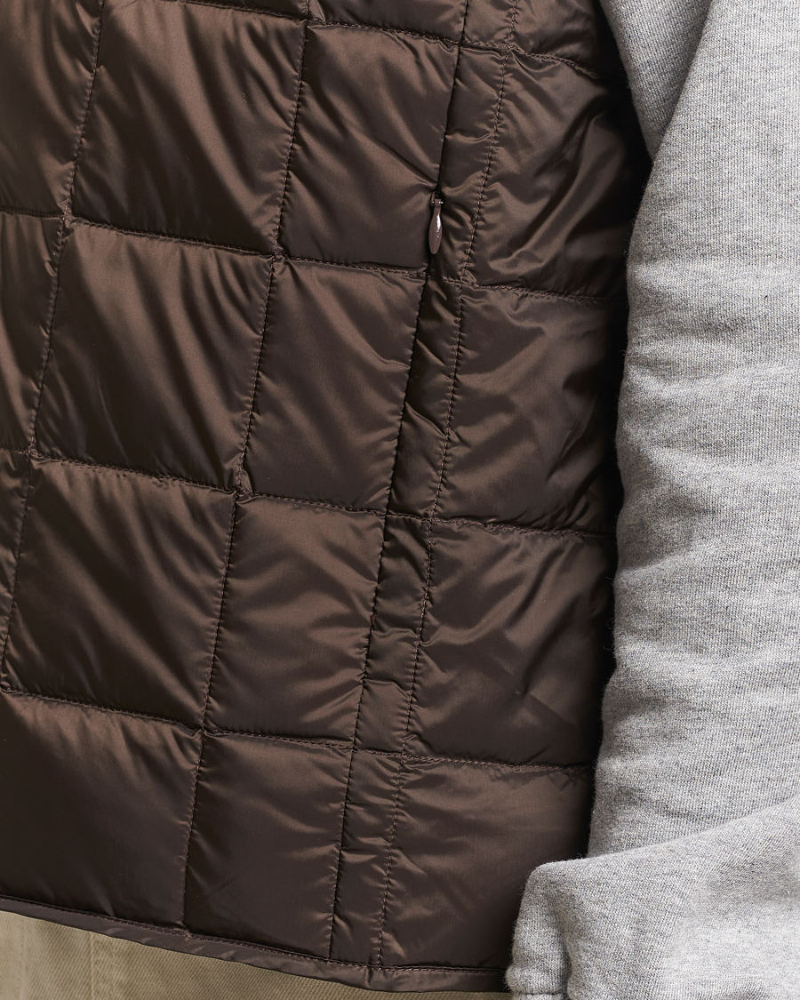 Herren | Westen | TAION | V-Neck Lightweight Down Vest Dark Choco