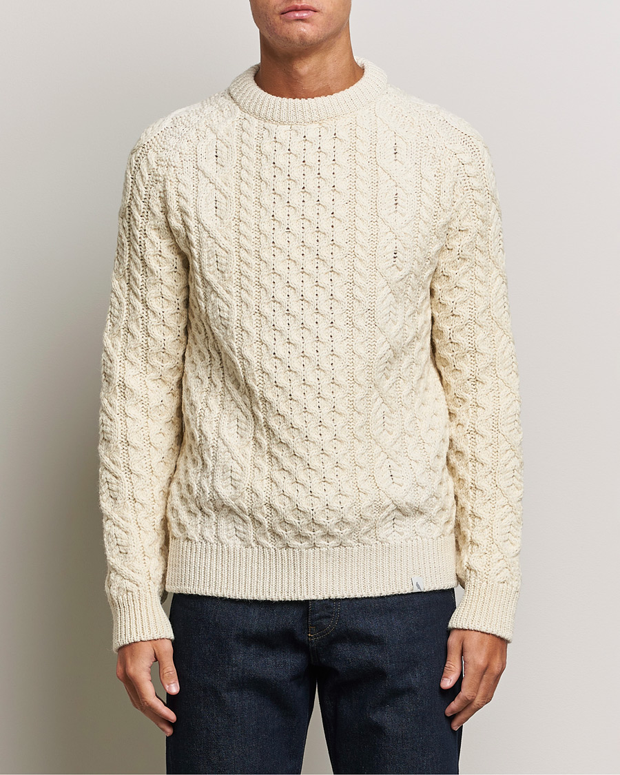 Herren | | Peregrine | Hudson Wool Aran Knitted Jumper Ecru