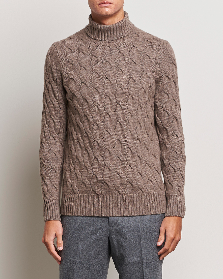 Herren | Pullover | Oscar Jacobson | Seth Heavy Knitted Wool/Cashmere Cable Rollneck Brown