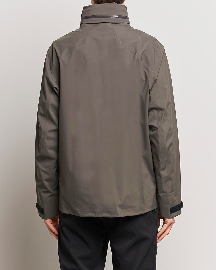 Herren | Jacken | Arc'teryx Veilance | Field Jacket Shade
