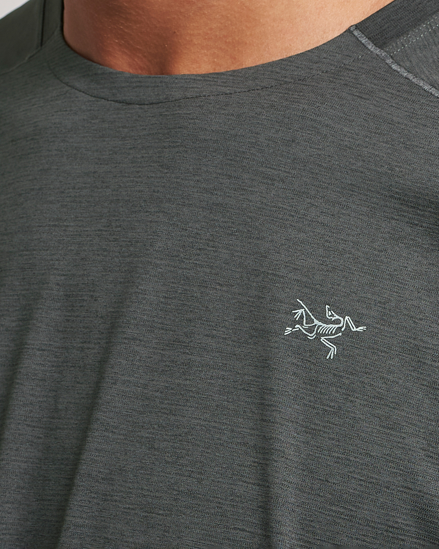 Herren | T-Shirts | Arc'teryx | Cormac Long Sleeve T-Shirt Black Heather
