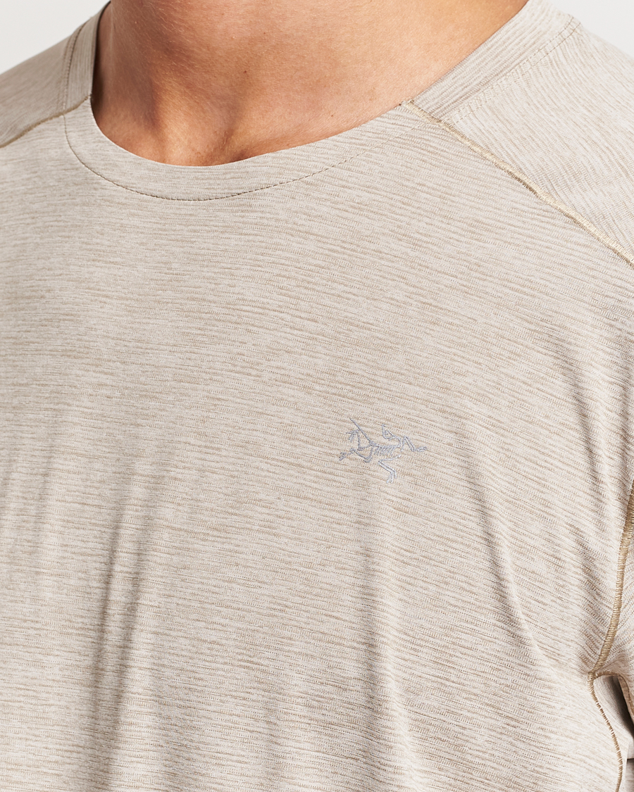 Herren | T-Shirts | Arc'teryx | Cormac Long Sleeve T-Shirt Smoke Bluff Heather