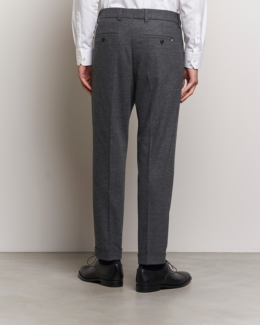 Herren | Hosen | BOSS BLACK | Perin Tech Flannel Pleated Trousers Dark Grey
