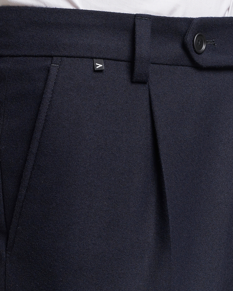 Herren | Hosen | BOSS BLACK | Perin Tech Flannel Pleated Trousers Dark Blue