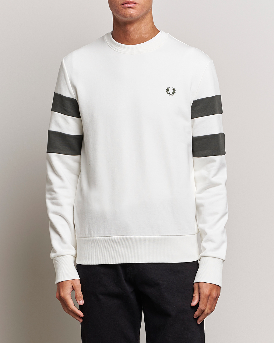 Herren | Pullover | Fred Perry | Tipped Sleeve Sweatshirt Snow Whiite