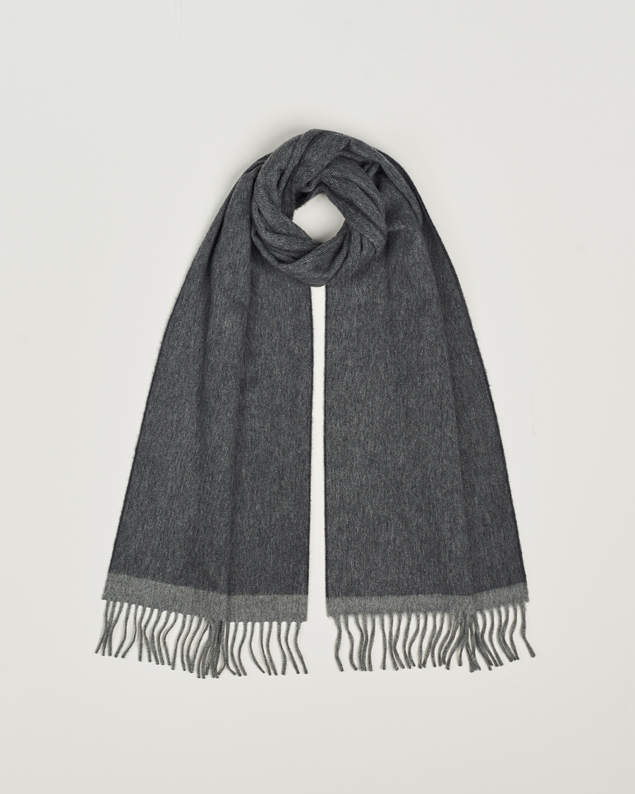 Herren | Begg & Co Solid Board Wool/Cashmere Scarf Flannel Charcoal | Begg & Co | Solid Board Wool/Cashmere Scarf Flannel Charcoal