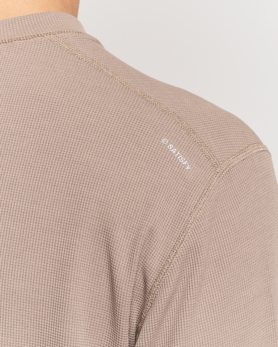 Herren | T-Shirts | Satisfy | Aura3D Base Layer Khaki