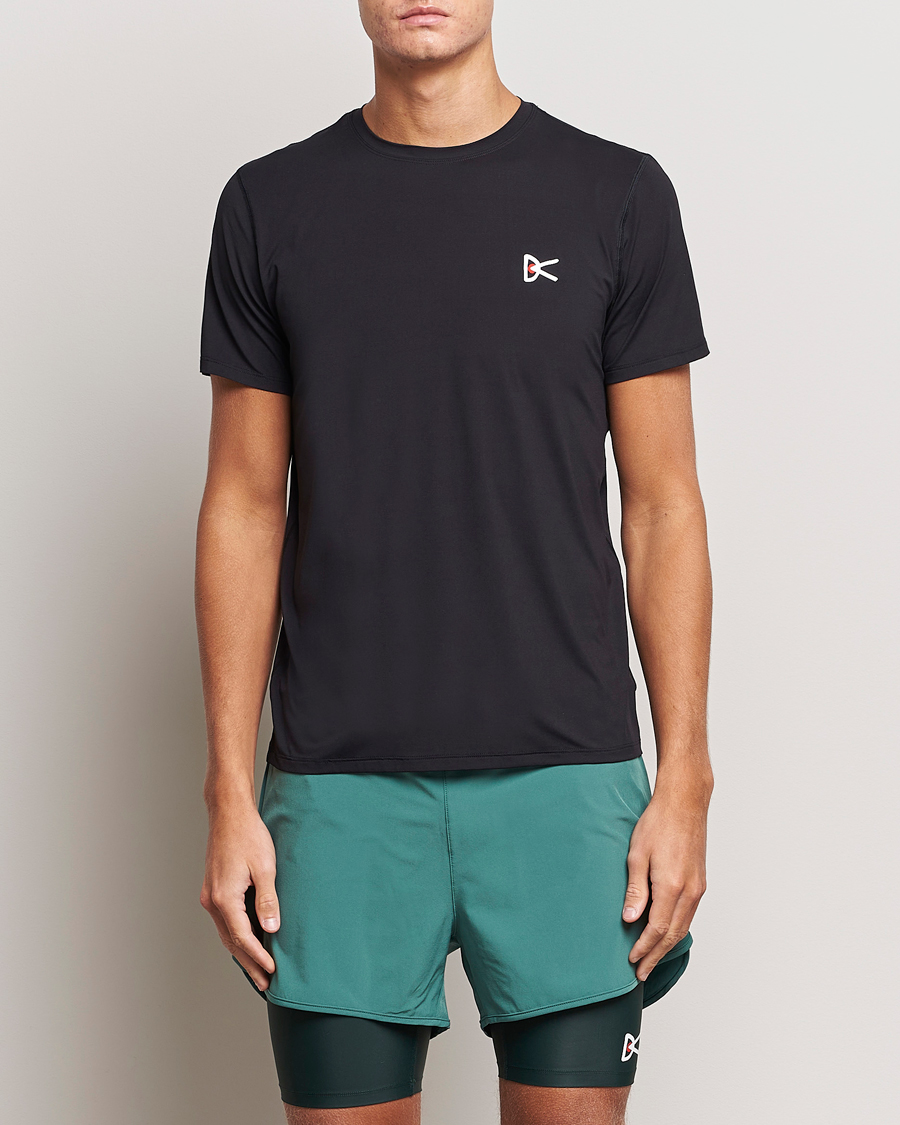 Herren | T-Shirts | District Vision | Ultralight Aloe Short Sleeve Black