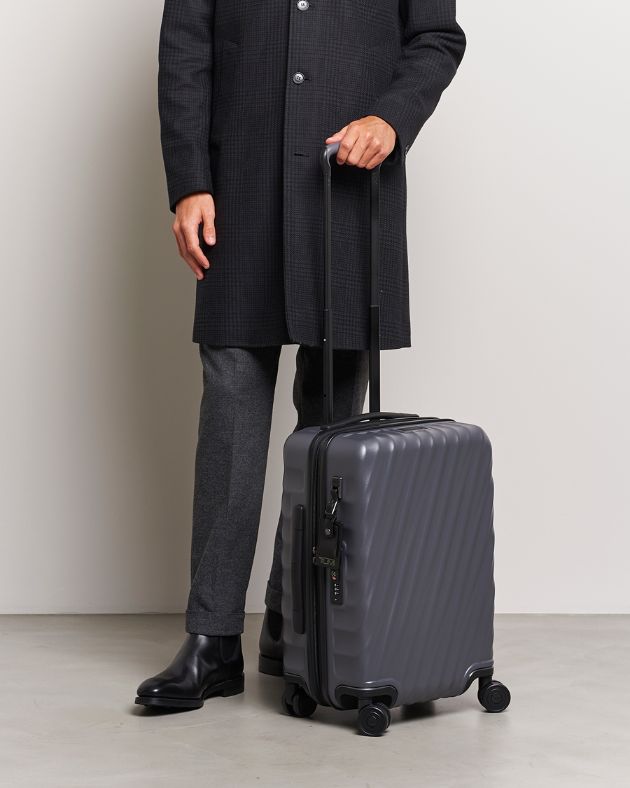 Herren | TUMI 19 Degree International Carry-on Trolley Grey | TUMI | 19 Degree International Carry-on Trolley Grey